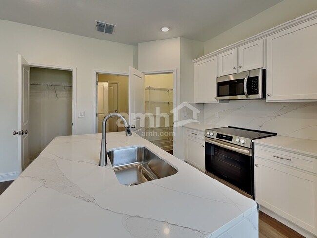 Photo - 5939 Sycamore Pl St