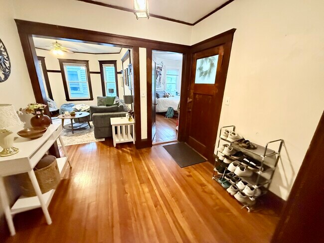 Photo - 19 Turner St Apartment Unit 1