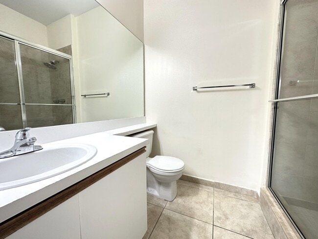 Photo - 640 Cypress Club Way Unit G
