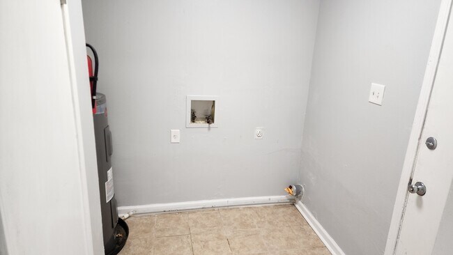 Photo - 2628 Dawson Ave