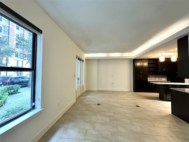 Photo - 2303 Mid Ln Unidad 108