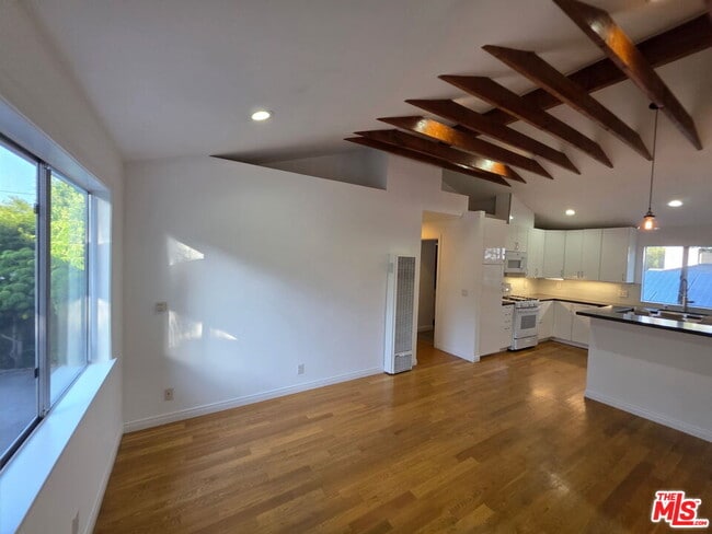 Photo - 1029 Pleasant View Ave Unidad 3 Rental