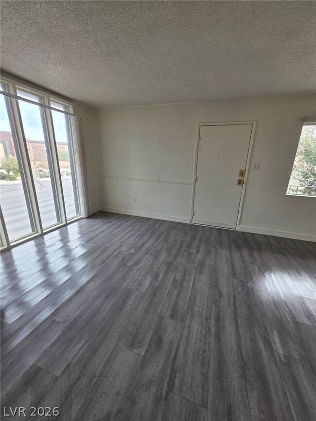 Photo - 1121 E Desert Inn Rd Unit 5