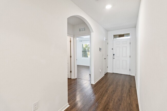 Photo - 4/2 Energy Efficient Home in St. Cloud w/ Fenced Back Yard