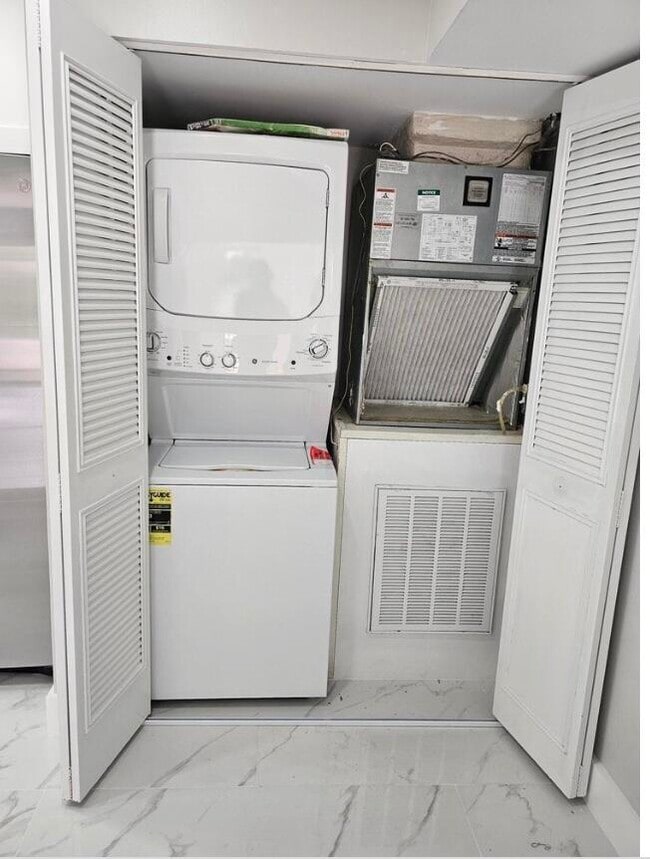 Photo - 4995 Sable Pine Cir Unidad B2