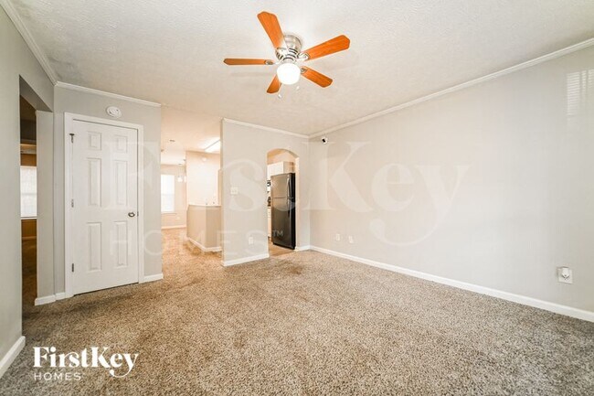 Photo - 972 Windwood Ct