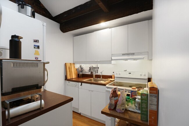 Photo - 101 W Springfield St Unit 4