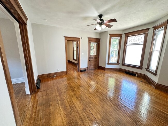 Photo - 226 Griffing Ave Unit Apt 1