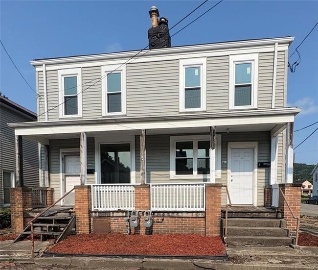 Building Photo - 1700 5th Ave