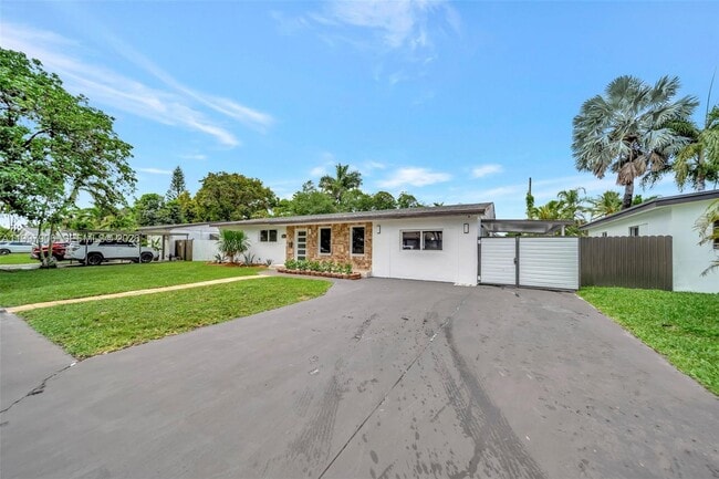 Photo - 15010 NE 7th Ave