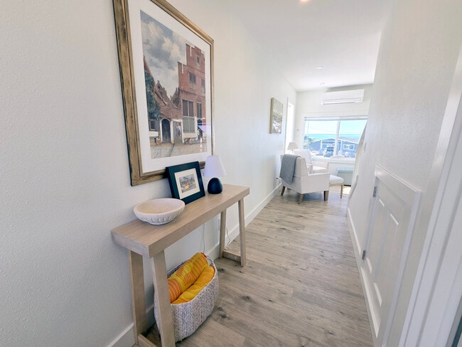 Photo - 121 S Miller St