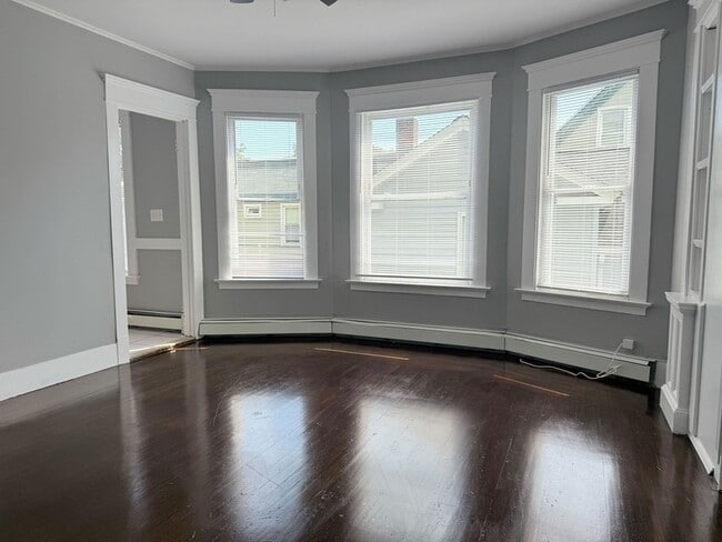 Photo - 135 Pendleton St