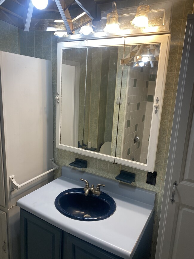 Photo - 111 Maxfield St Unit 1