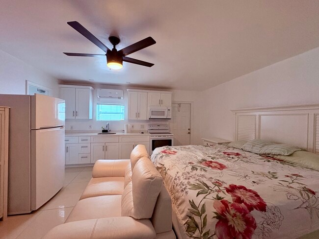 Photo - 8505 Southampton Dr