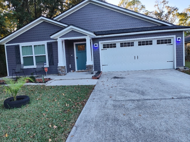 Photo - 3134 Nain Rd