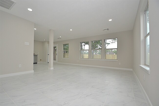 Photo - 631 Aweigh Dr