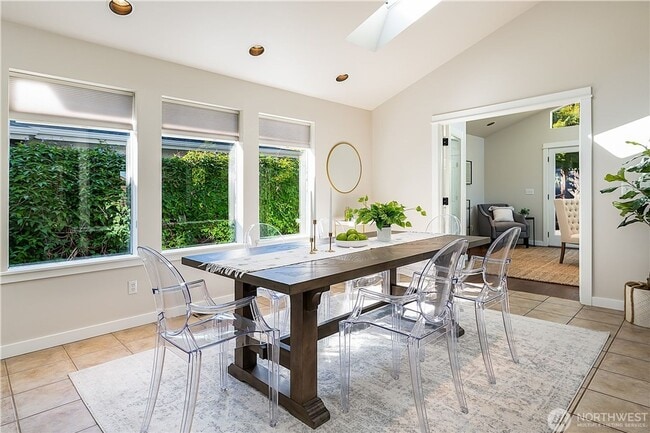 Photo - 4Bd/2Ba Bellevue House