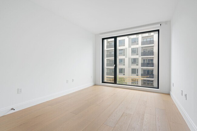 Photo - 37-14 34th St Condo
