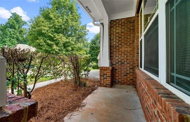 Photo - 3516 Lori Ln NW