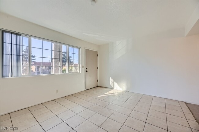 Photo - 3604 Thomas Ave Unit 4