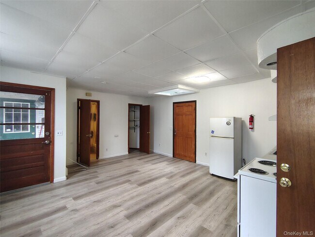 Photo - 12 Main St Unidad 12B