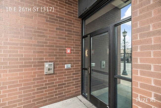 Photo - 10 E 26th St