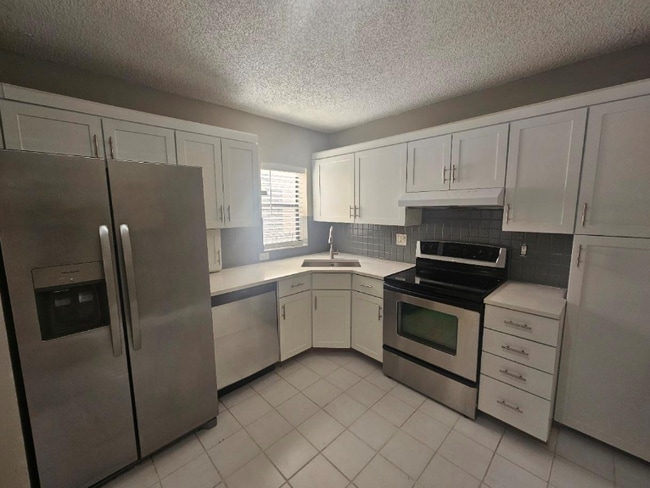 Photo - 1913 Carambola Cir S