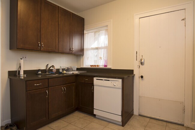 Photo - 1024 Foster St Unit 1024 Foster House