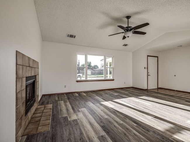 Photo - Charming home