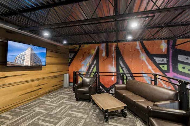 Photo - 600 N Broad St