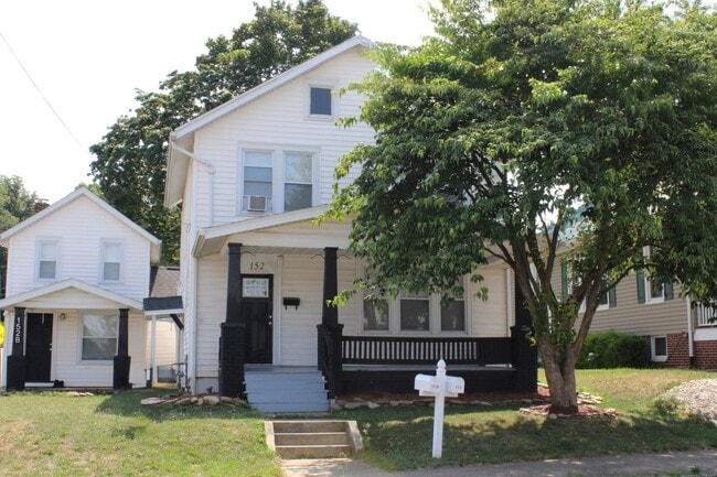 Building Photo - 3 Bedroom Single Family Home