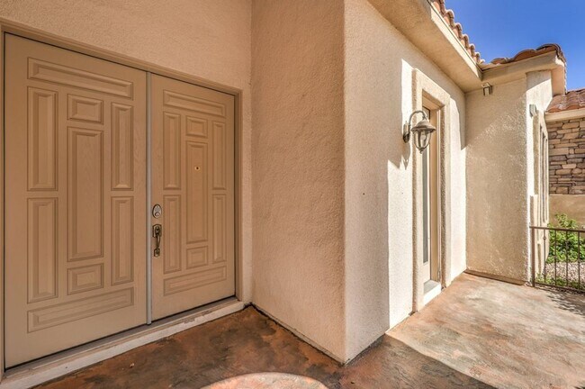 Photo - Charming Upgraded 1-Story Home in Gated Co...