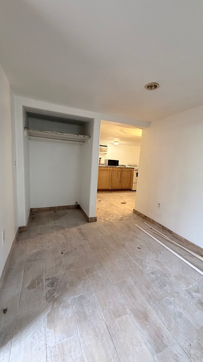 Photo - 3821 Woodleigh St Unit 6