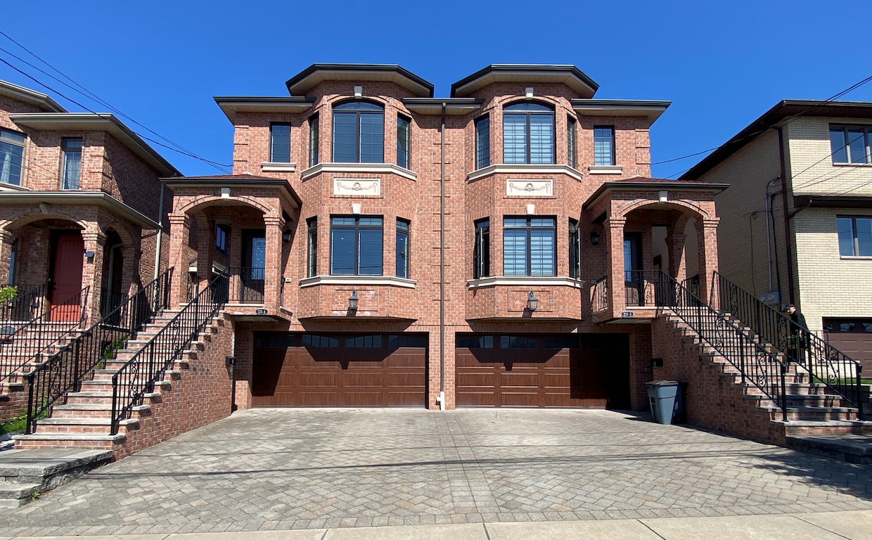 Photo - 235 Glen Ave (Palisades Park, NJ)