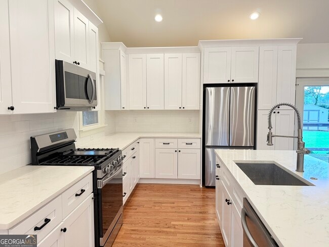 Photo - 3300 Ridgecrest Rd