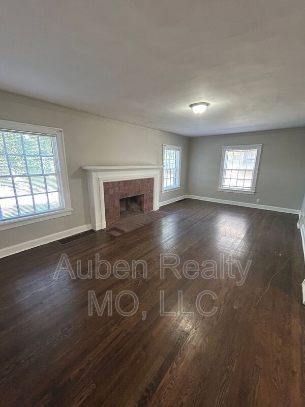 Photo - 5411 Rockhill Rd