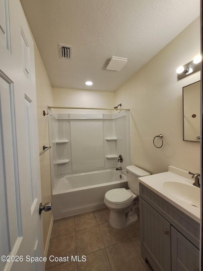 Photo - 246 Jepson St