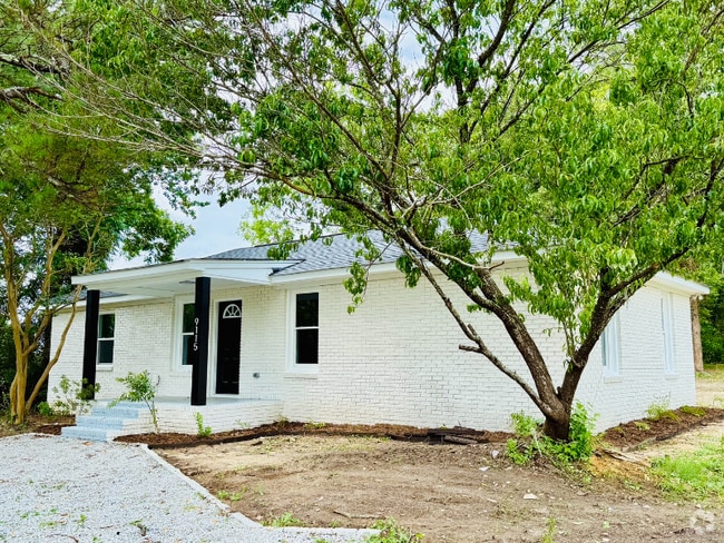 Building Photo - 9115 Wilson Blvd Rental