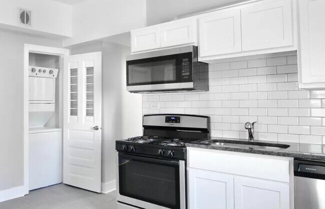 Photo - 3758 W McLean Ave Unit CH1