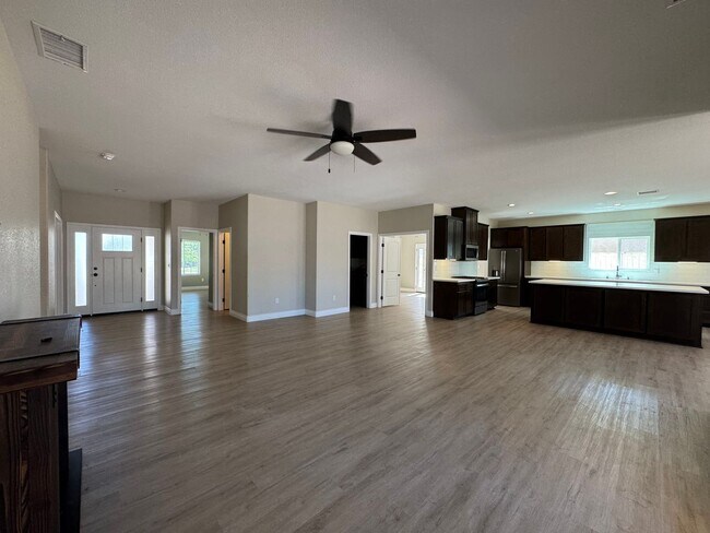 12484 Mesa Verde Ct