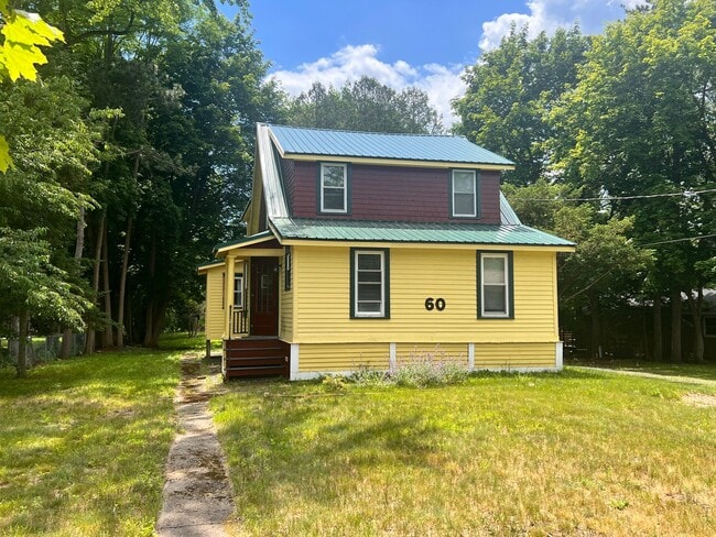 Building Photo - 60 Kallen Ave