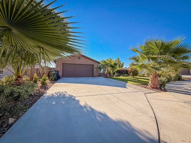 Photo - 1108 Honeybell Ct