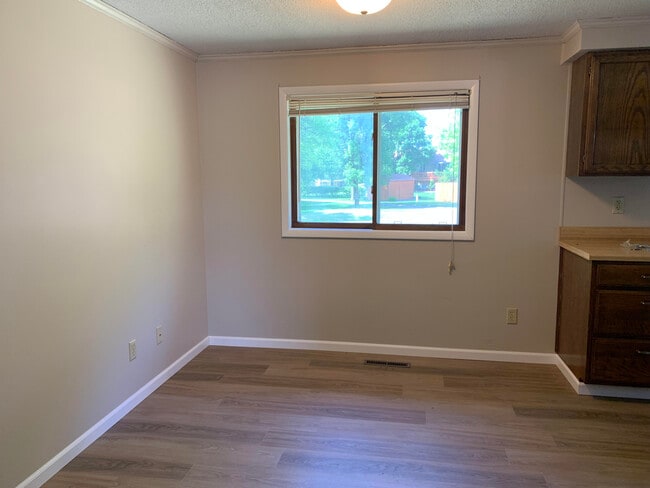 Photo - 1405 Alexander Ave