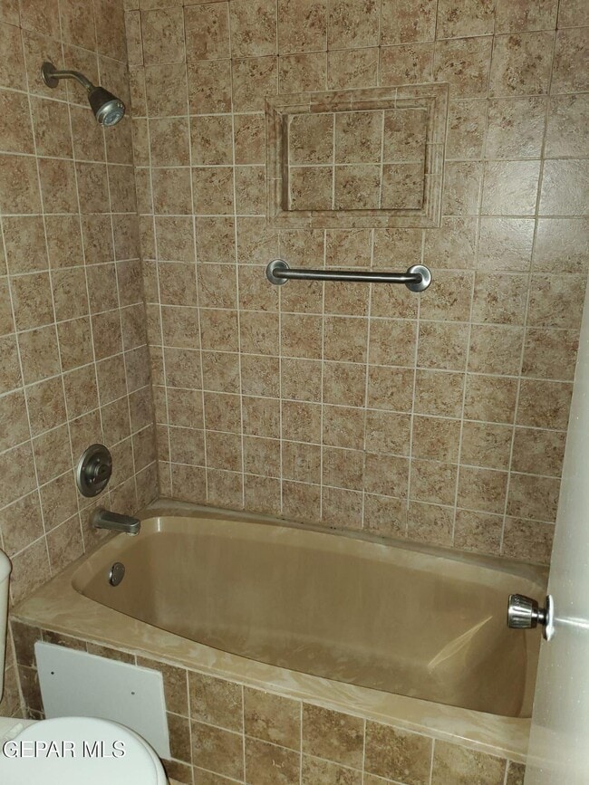 Photo - 4800 N Stanton St Unit 9