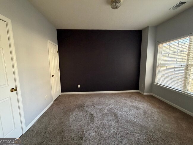 Photo - 2807 Snapfinger Manor