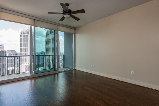 Photo - 1080 Peachtree St NE Unit 2616