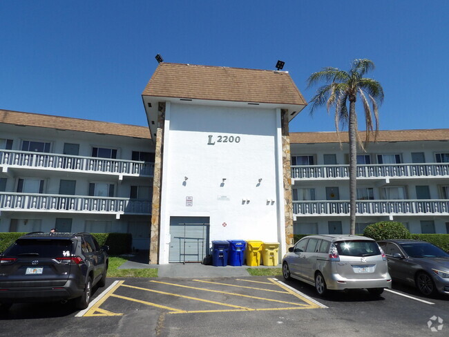 Building Photo - 2200 Springdale Blvd Unit 109 Rental