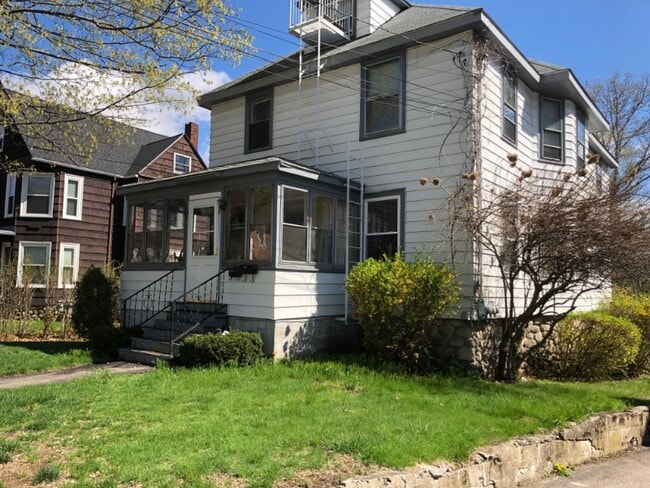 Building Photo - 23 Purchase St Rental