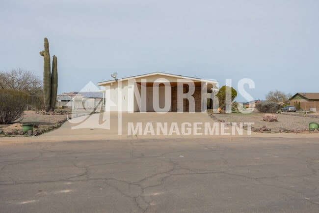 Photo - NO HOA, Brick Home and Located in Arizona ...