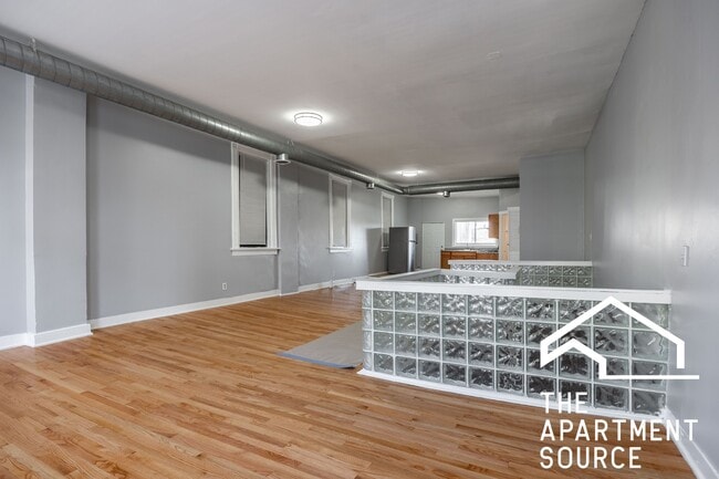 Photo - 1877 N Milwaukee Ave Unit 2